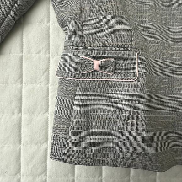 Tahari Skirt Suit Womens 14P Gray Check Pleated Hem Dainty Bow Detail Officewear - Picture 11 of 16